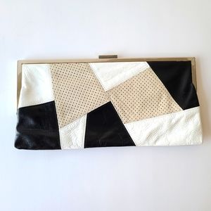 HOBO NWOT Black & White  Clutch